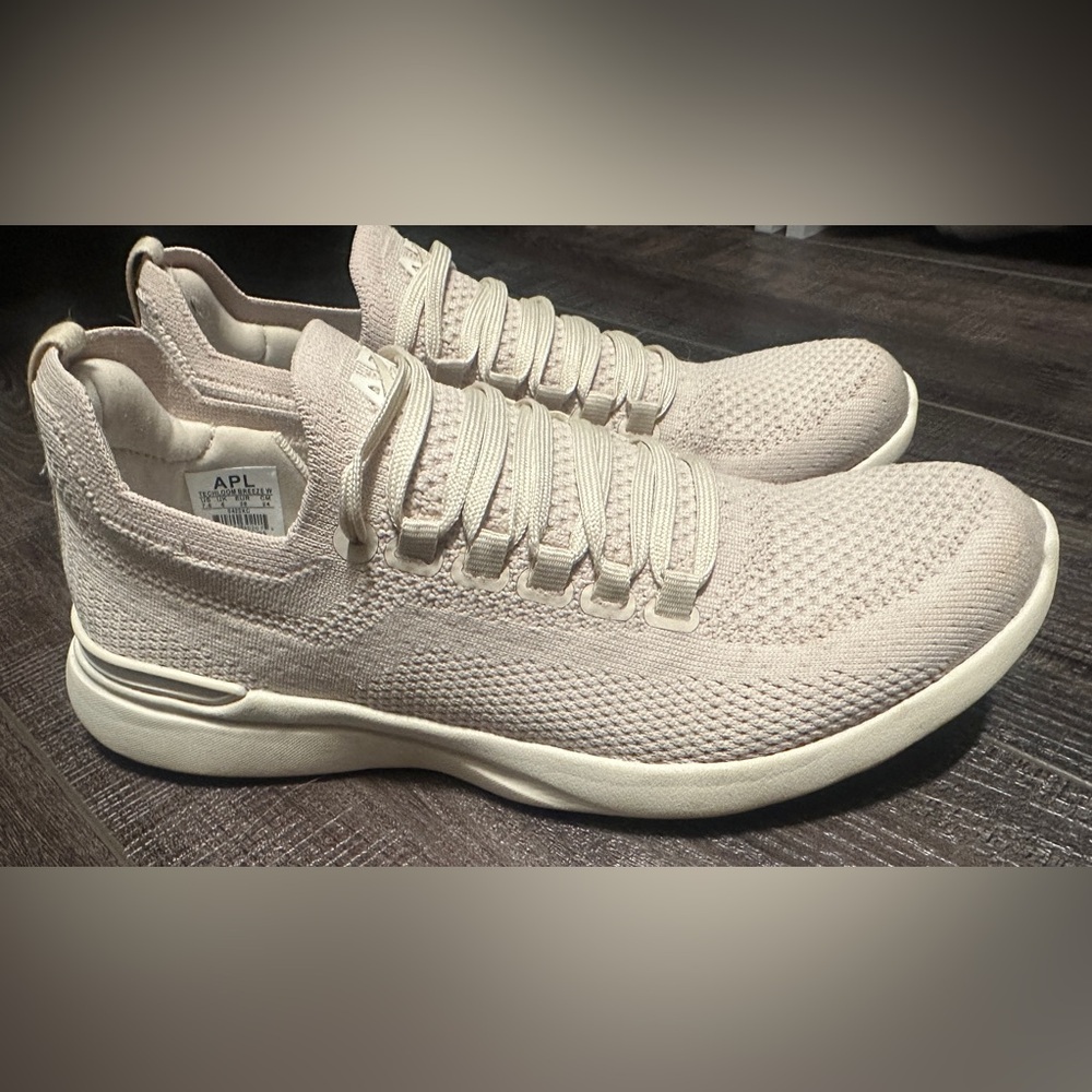 APL TechLoom Breeze in Parchment/Parchment/Pristine
